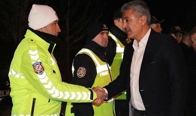 Vali Akkoyun'dan görev başındaki güvenlik ve sağlık ekiplerine ziyaret