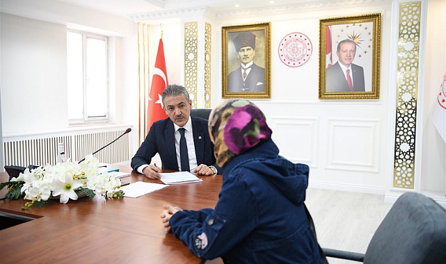 Vali Akkoyun Halk Günü'nde Vatandaşlarla Bir Araya Geldi