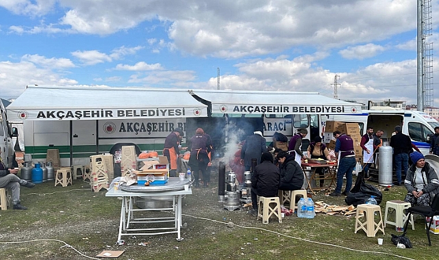 Akçaşehir'de toplanan yardımlar deprem bölgesine gönderildi