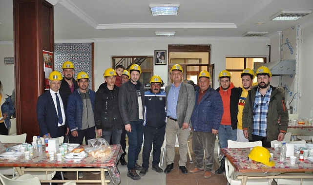 Başkan Zorlu'dan depremde görev yapanlara teşekkür 