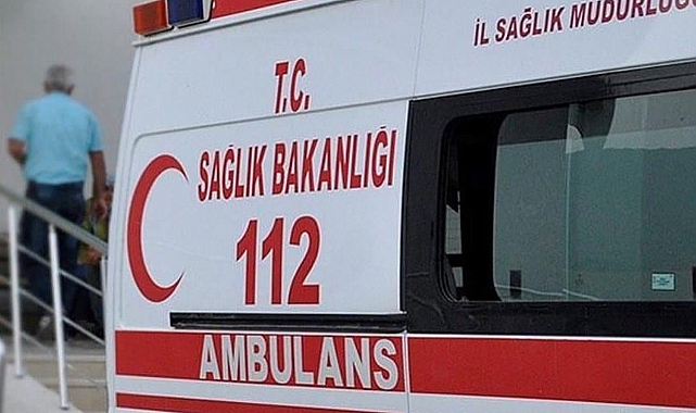 Deprem bölgesinde görevli Karaman 112 ekibi kaza yaptı