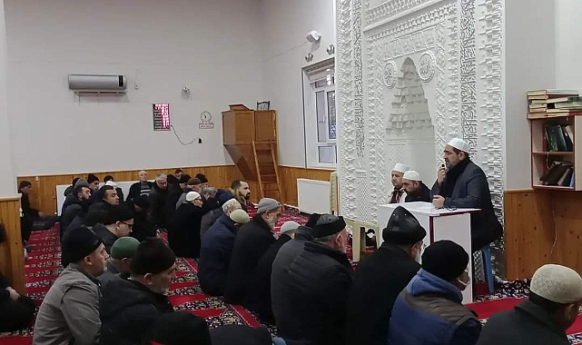 Fatih Sultan Camii'nde Sabah Namazı buluşması düzenlendi