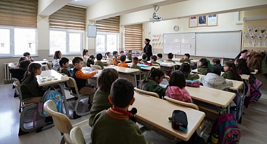 Karaman'a Nakli Yapılan Depremzede Öğrenci Sayısı Artıyor