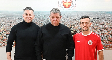 Karaman FK Mehmet Salih Yiğit'i renklerine bağladı