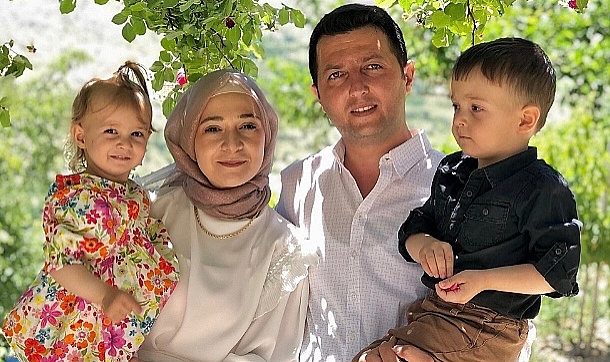Karamanlı Öğretmen ve iki çocuğu depremde hayatını kaybetti