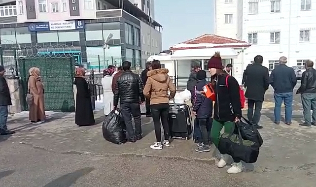 KYK Yurtlarından Öğrenciler Boşaltılıyor