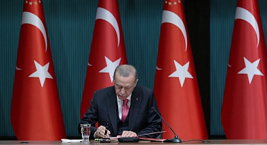Cumhurbaşkanı Erdoğan Seçim Kararını İmzaladı SEÇİM TAKVİMİ RESMEN BAŞLADI