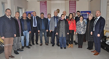 Deprem bölgesinde kurulan sahra hastanelerine Karaman’dan personel desteği sürüyor