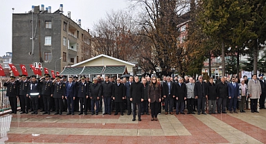 Ermenek'te 18 Mart Çanakkale Zaferi Çelenk Koyma Töreni Yapıldı