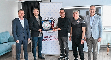 Gençlik ve Spor İl Müdürü Bebek'ten Karaman FK'ya Ziyaret