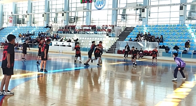 Hentbol il birinciliği müsabakaları sona erdi