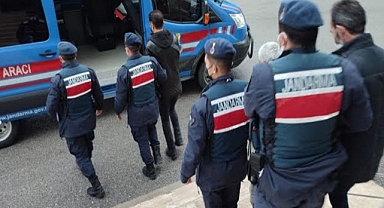 Hükümlü ve çeşitli suçlardan aranan şüphelileri JASAT dedektifleri yakaladı