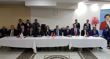 İYİ Parti adaylarını tanıttı