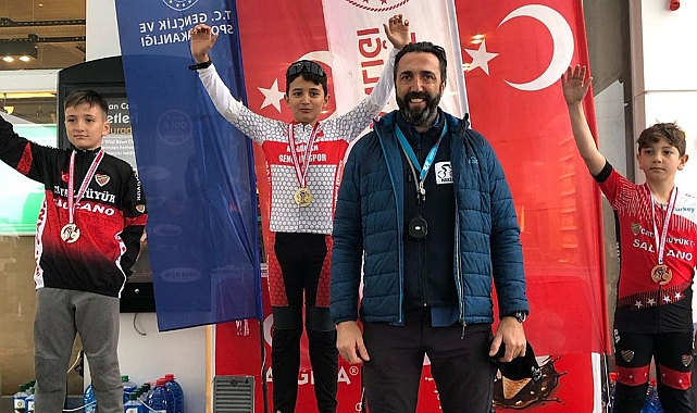 Karaman Bisiklet Takımı Kastamonu'da Zirvede