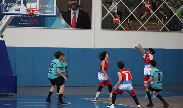 Karaman'da basketbolcuların performansı göz doldurdu