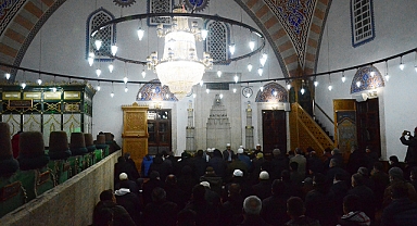 Ramazan Ayı bugün İlk Teravih ve Ardından İlk Sahur ile başlıyor