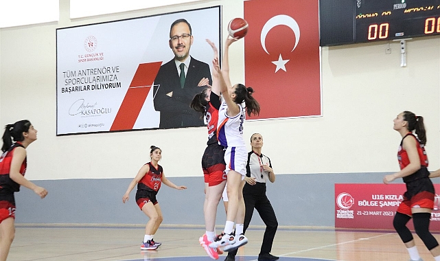 U16 Kızlar Basketbol Bölge Şampiyonasında Heyecan Devam Ediyor