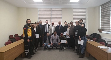 112 Personeline Yetişkinlerde İleri Yaşam Desteği (İLYAD) Eğitimi Verildi