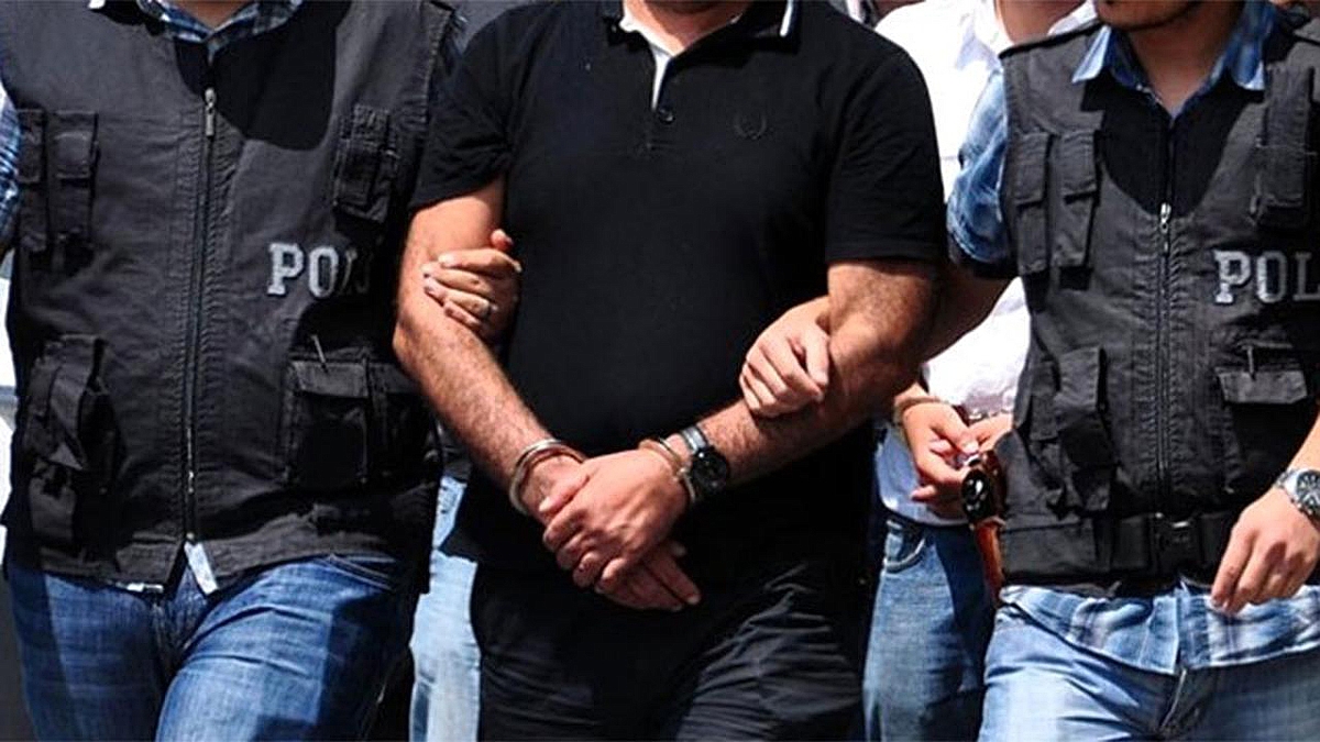 16 yaşındaki çocuğu darbettikleri iddiasıyla 5 zanlı hakkında soruşturma başlatıldı