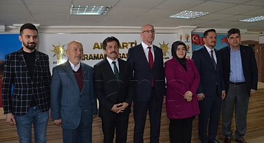 AK Parti Adaylarını Tanıttı