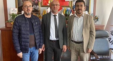 Baro BaşkanıYılmaz, AK Parti İl Başkanı Öztürk'ü ziyaret etti
