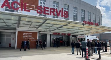 Devrilen işçi servisindeki 3 kişi öldü, 31 kişi yaralandı