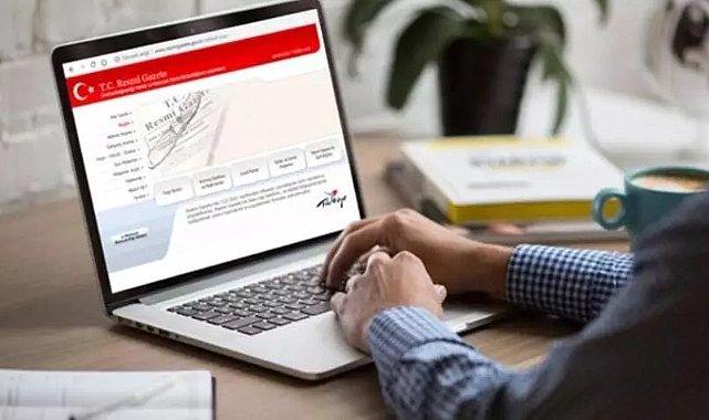 En düşük emekli maaşı 7 bin 500 TL, bayram ikramiyesi 2 bin TL'ye çıkarıldı