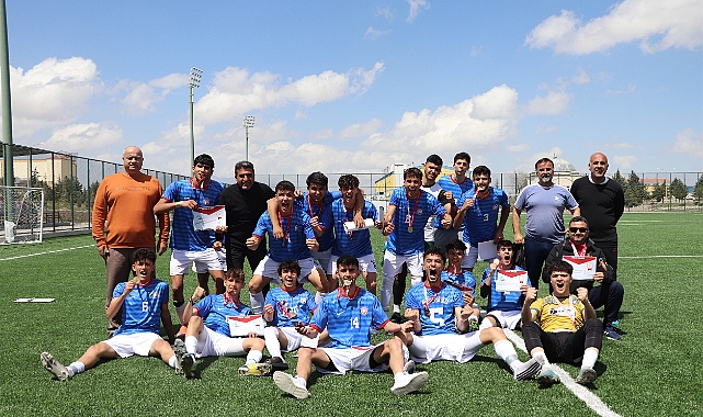 Genç Erkekler Futbolda Yarı Finalistler Belli Oldu