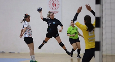 Hentbol Kadınlar 1. Liginde Lider Bursa Kolay Kazandı