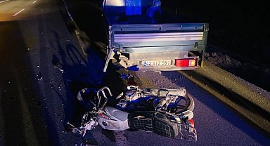 Kamyonete çarpan motosikletin sürücüsü hayatını kaybetti