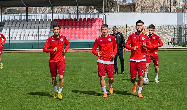 Karaman FK, Kuşadasıspor Maçının Hazırlıklarını Sürdürüyor