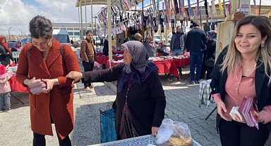 MHP'li Kadınlar Sahada Hız Kesmeden Çalışıyor