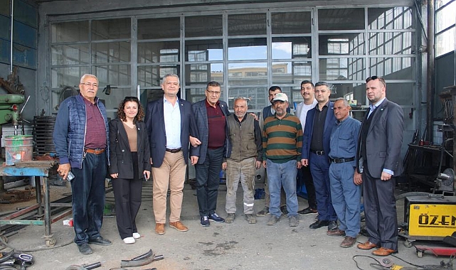 Sanayi esnafı Atilla Zorlu’yu bağrına bastı