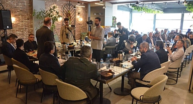 AK Parti Karaman Milletvekilleri Adayları Basınla Bir Araya Geldi 