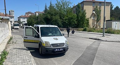 Bir kişi kavgada bıçakla yaralandı