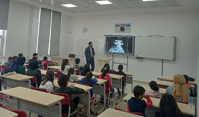 Çocuk Üniversitesi Tarafından Depremden Etkilenen Çocuklar İçin Etkinlik Düzenlendi