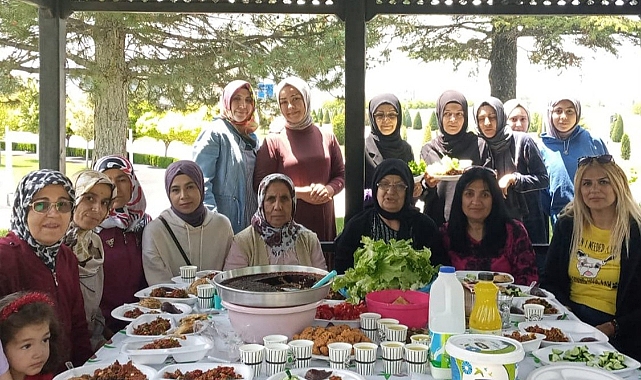 Depremzede Vatandaşlara Karaman Lezzetleri Tanıtıldı