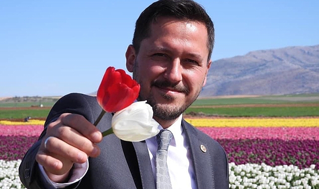 Eser: Teşekkürler Karaman