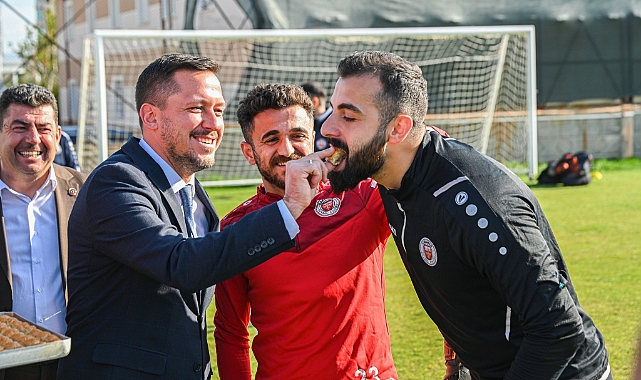 Futbolculara tatlı sürpriz