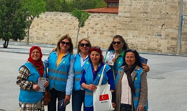 İyi Partili Kadınlar "Güneşli Bir Asra Talibiz"