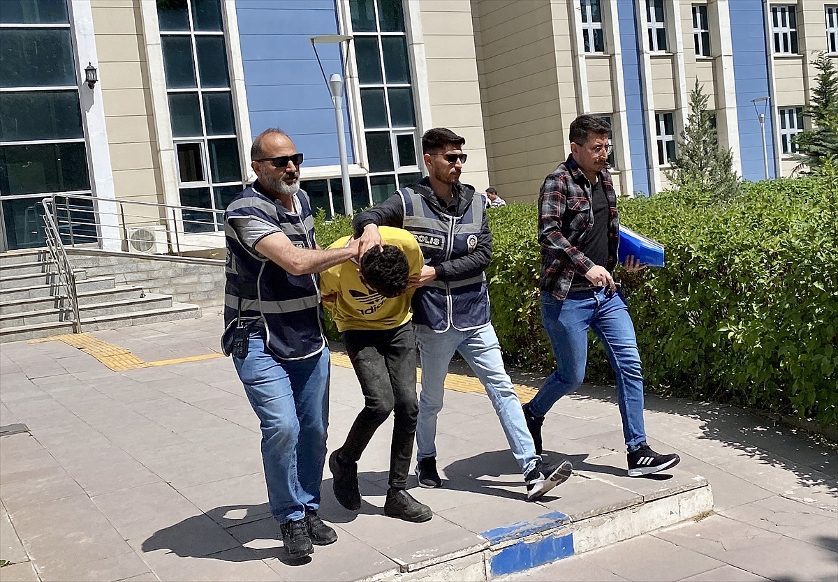 Kadının bıçakla öldürülmesine ilişkin yakalanan zanlı tutuklandı