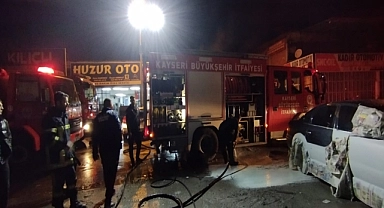 Kaporta ve boya atölyesinde çıkan yangın söndürüldü