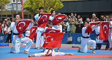 Karaman'da 19 Mayıs Gençlik ve Spor Bayramı Coşkuyla Kutlandı