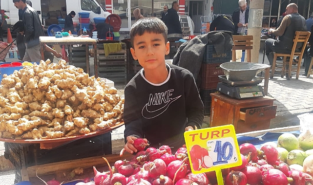 Karaman'da Semt Pazarında Fiyatlar
