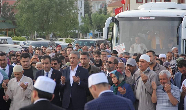 Karaman'dan ilk hacı kafilesi yola çıktı