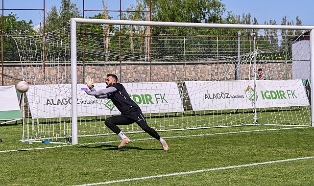 Karaman FK'da şok! Kaleci kadro dışı bırakıldı