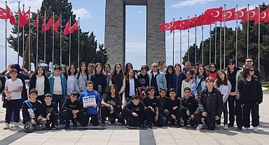 Karamanlı Öğrenciler Çanakkale'yi Gezdi