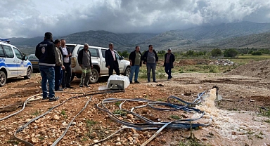 Kazımkarabekir'li Hayırseverin yaptırdığı Su Kuyusundan ilk su çıkarıldı