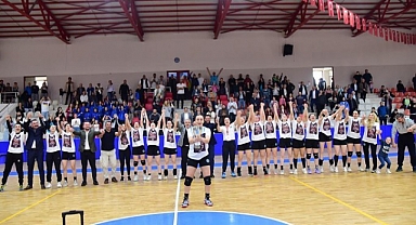 Lider Bursa Büyükşehir Rahat Kazandı