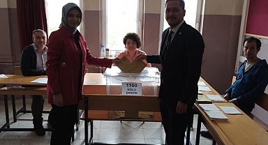 Milletvekilleri oylarını kullandı